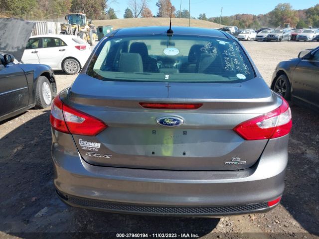 1FADP3F23EL245698 Ford FOCUS SE