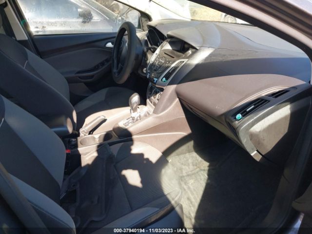 1FADP3F23EL245698 Ford FOCUS SE