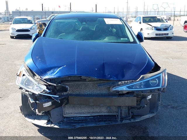 2020 HYUNDAI ELANTRA SE VIN: 5NPD74LF2LH615838