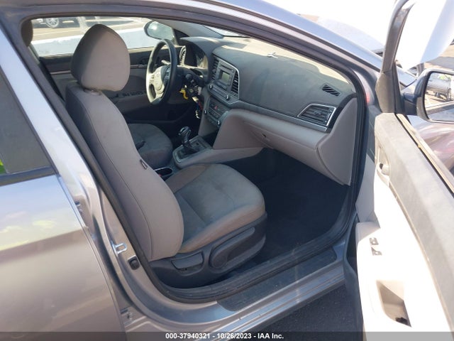 Hyundai ELANTRA SE 2017 5NPD74LF8HH138565 Image 5