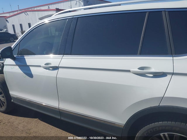 3VV2B7AX4JM139538 Volkswagen Tiguan 2.0t Sel/2.0t Se