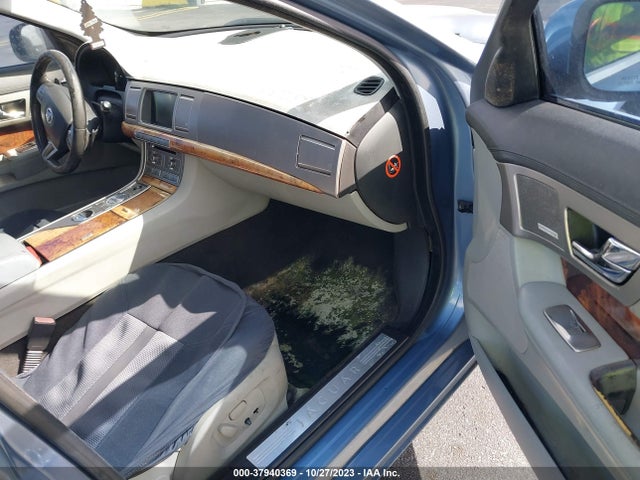 2009 JAGUAR XF SAJWA06B89HR01309 Photo 4