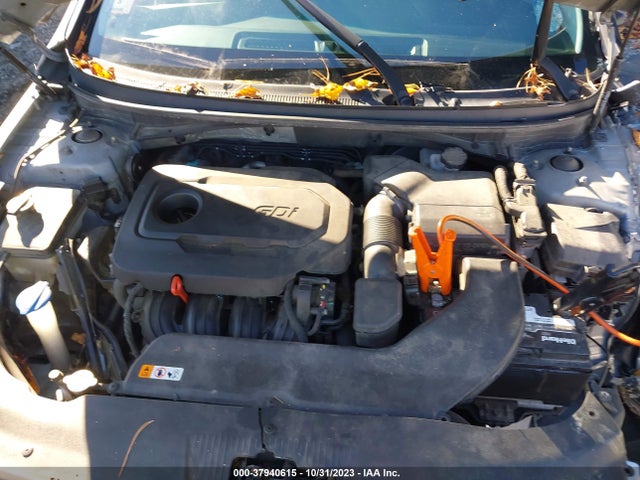 2015 HYUNDAI SONATA SE VIN: 5NPE24AF9FH246440