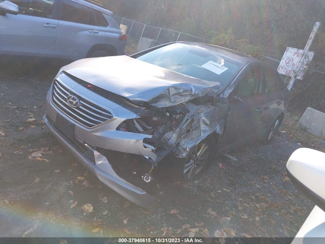 2015 HYUNDAI SONATA SE VIN: 5NPE24AF9FH246440