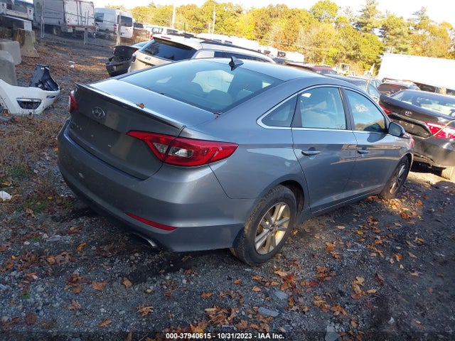 2015 HYUNDAI SONATA SE VIN: 5NPE24AF9FH246440