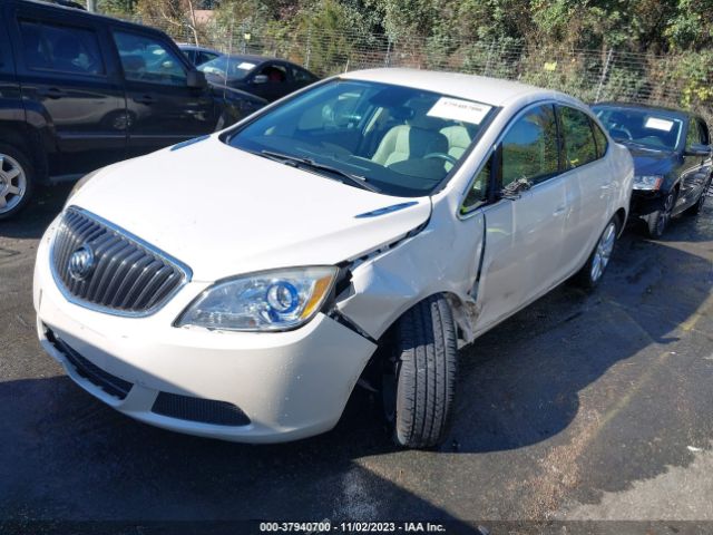 1G4PP5SK5F4200374 Buick Verano