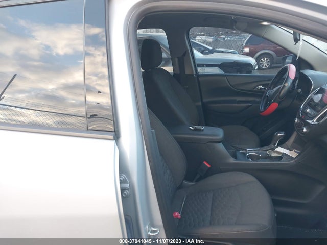 Chevrolet EQUINOX LT 2019 2GNAXLEX3K6294051 Image 5