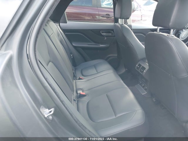 2019 JAGUAR F-PACE SADCJ2FX3KA357443 Photo 7