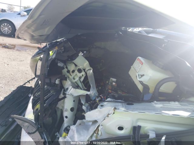 5TDYRKEC4PS167203 Toyota SIENNA XLE