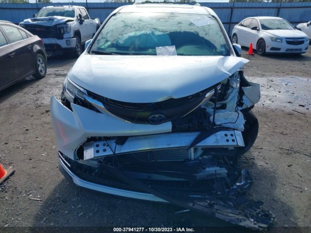 5TDYRKEC4PS167203 Toyota SIENNA XLE