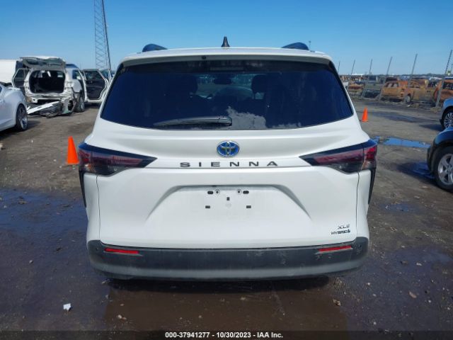 5TDYRKEC4PS167203 Toyota SIENNA XLE