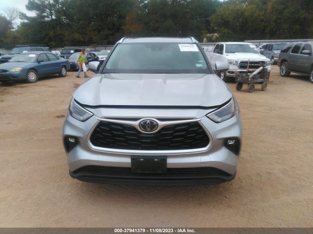 Toyota Highlander Xle 2021 5TDGZRAH4MS516829 Image 12