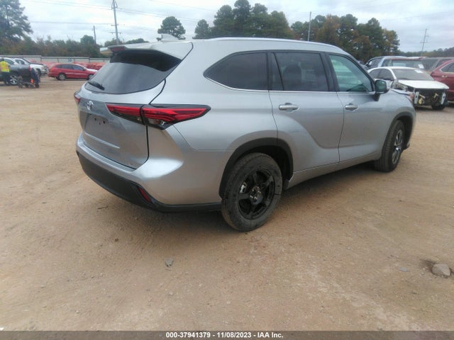 Toyota Highlander Xle 2021 5TDGZRAH4MS516829 Image 4
