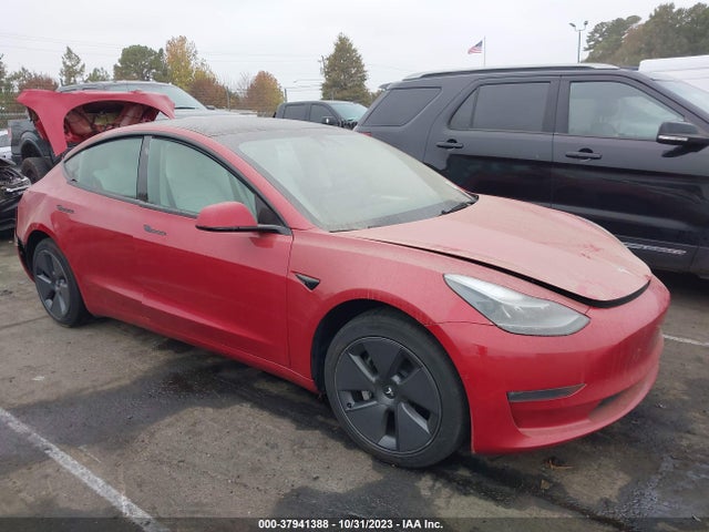 2022 5YJ3E1EB4NF103753 main image