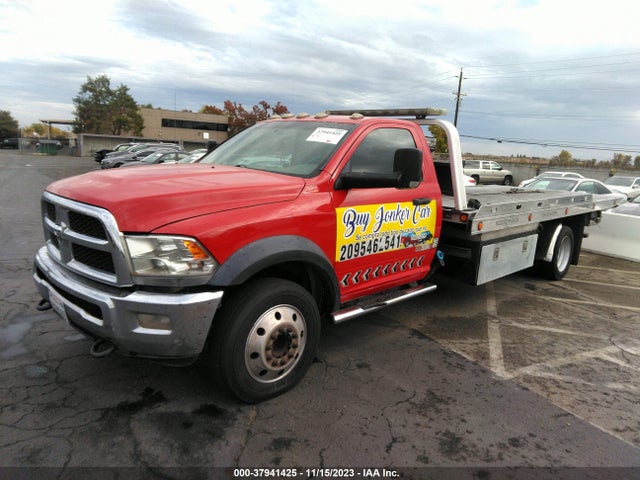 37941425 :رقم المزاد ، 3C7WDMDL6CG296834 vin ، 2012 Ram 5500 Slt مزاد بيع