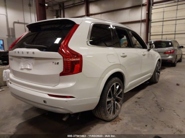 YV4A22PK3N1867098 Volvo Xc90 T6 Momentum 7 Passenger