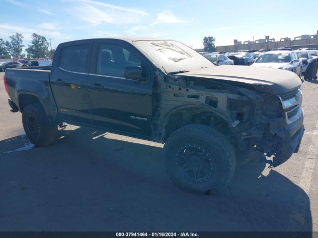 2019 1GCGTCEN1K1102576 main image
