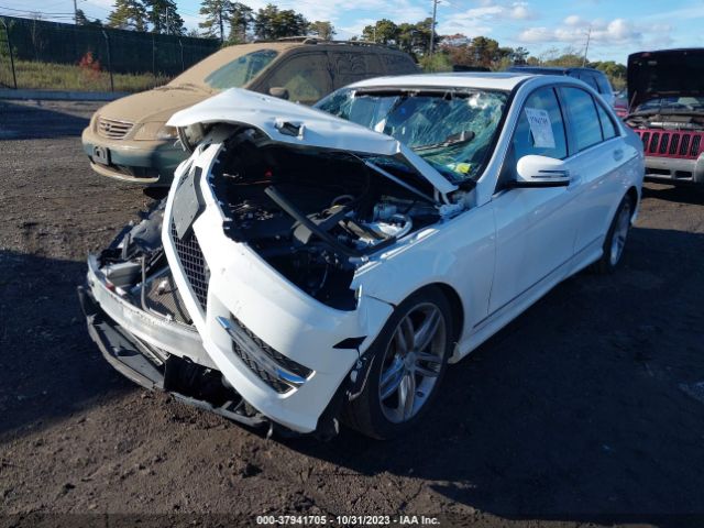 2013 MERCEDES-BENZ C-CLASS WDDGF8AB3DA819120 Photo 1