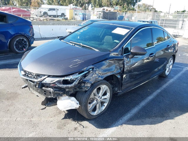 Chevrolet Cruze Premier 2017 1G1BF5SM5H7116343 Image 2