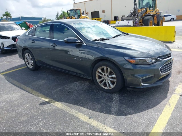2018 1G1ZD5ST9JF173023 main image