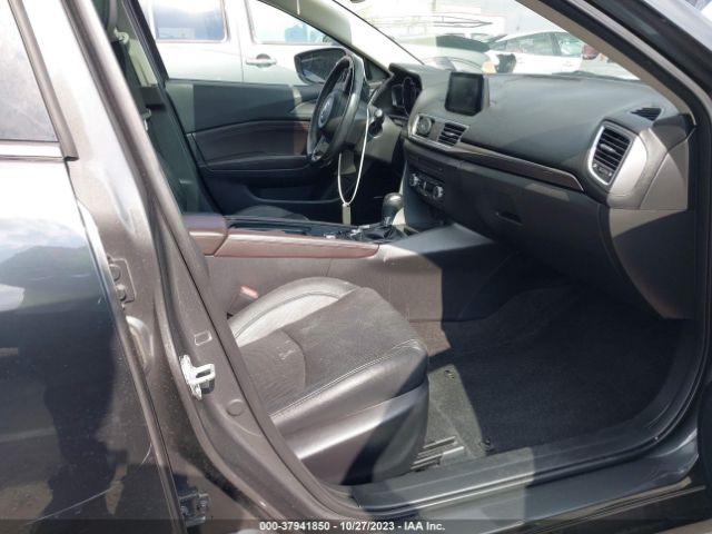 2017 MAZDA MAZDA3 5-DOOR JM1BN1M35H1102761 Photo 4