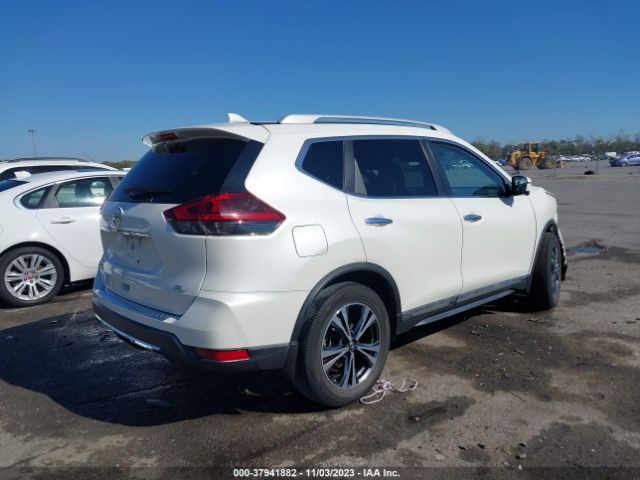 2018 NISSAN ROGUE 5N1AT2MT2JC807417 Photo 3
