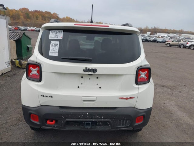 ZACNJDC1XNPN90186 Jeep Renegade Trailhawk