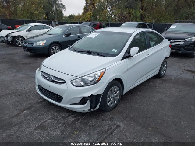 Hyundai ACCENT SE 2017 KMHCT4AE8HU368982 Image 2