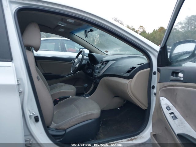 Hyundai ACCENT SE 2017 KMHCT4AE8HU368982 Image 5