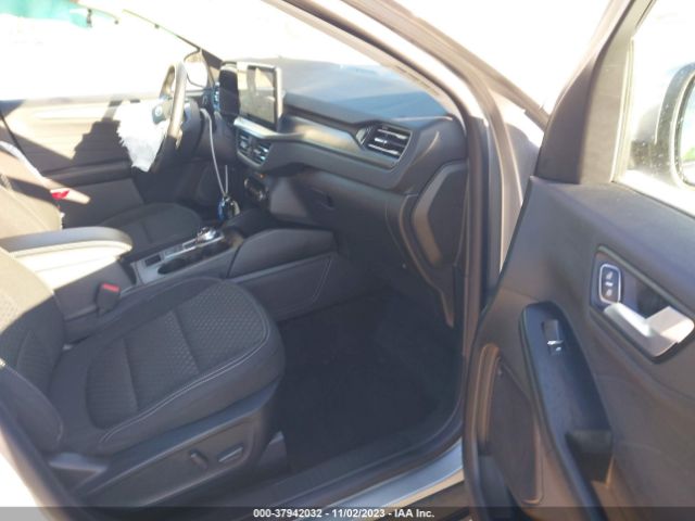1FMCU0GN8PUA37007 Ford Escape Active