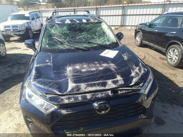 2019 TOYOTA RAV4 XLE PREMIUM VIN: JTMA1RFV1KD026370