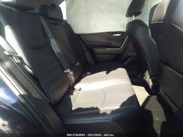2019 TOYOTA RAV4 XLE PREMIUM VIN: JTMA1RFV1KD026370