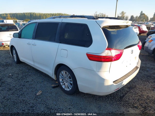 2016 TOYOTA SIENNA XLE 7 PASSENGER/XLE 8 PASSENGER/XLE PREMIUM 8 PASSENGER/LIMITED 7 PASSENGER/LIMITED PREMIUM 7 VIN: 5TDYK3DC8GS723315