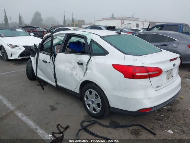 1FADP3E23FL281250 Ford FOCUS S
