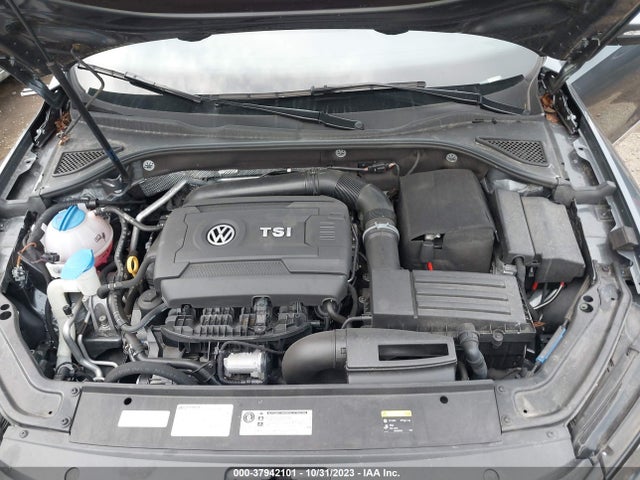 1VWAT7A34HC016903 Volkswagen Passat 1.8t S