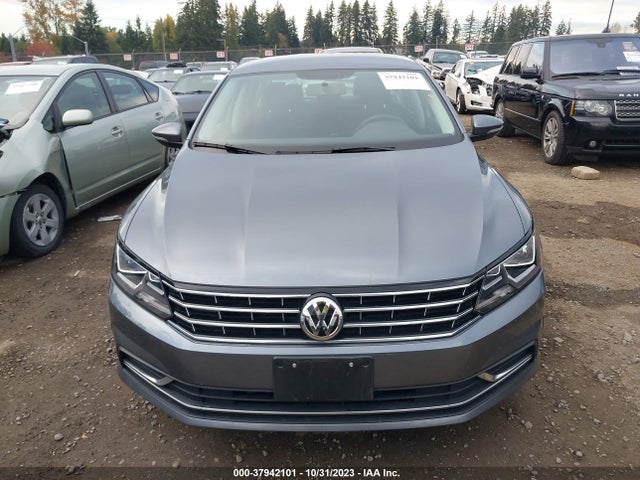 1VWAT7A34HC016903 Volkswagen Passat 1.8t S
