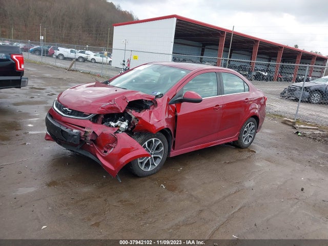 Chevrolet Sonic Lt Auto 2019 1G1JD5SB2K4137014 Image 2