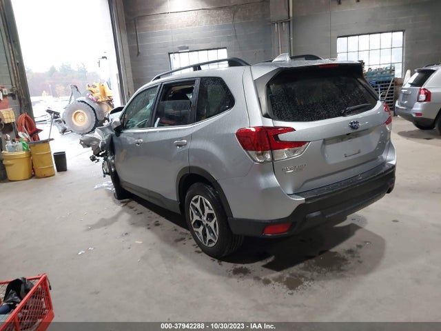 Subaru Forester Premium 2019 JF2SKAGC3KH462910 Image 3