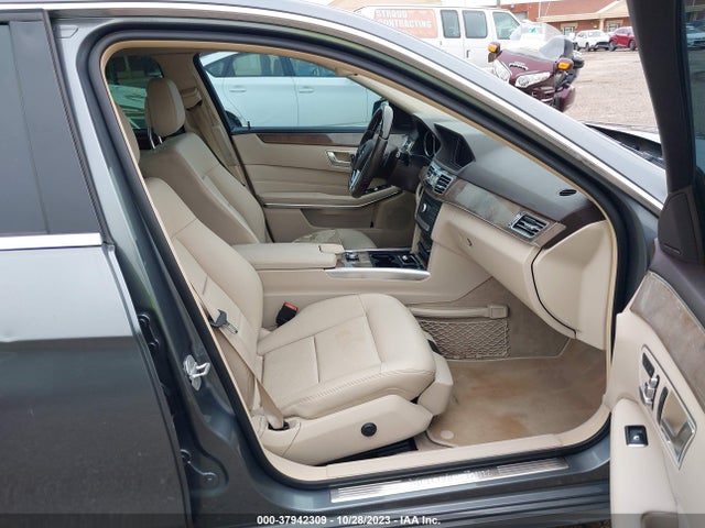 Mercedes-Benz E 350 E 350 Luxury 2016 WDDHF5KB2GB262619 Image 5