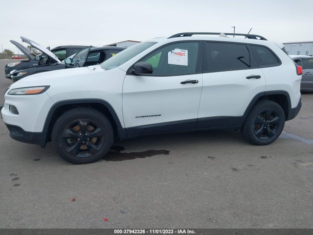 1C4PJMABXHW557509 Jeep Cherokee Altitude 4x4
