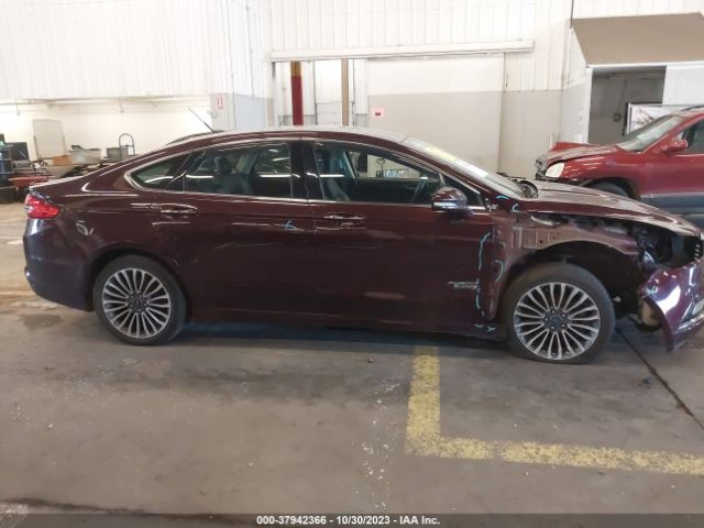 3FA6P0PU2HR122052 Ford Fusion Energi Se