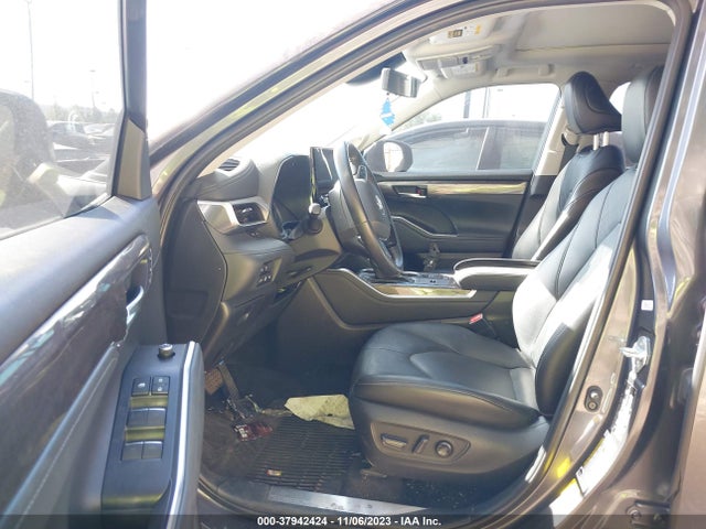 Toyota Highlander Platinum 2021 5TDFZRAHXMS085134 Image 5
