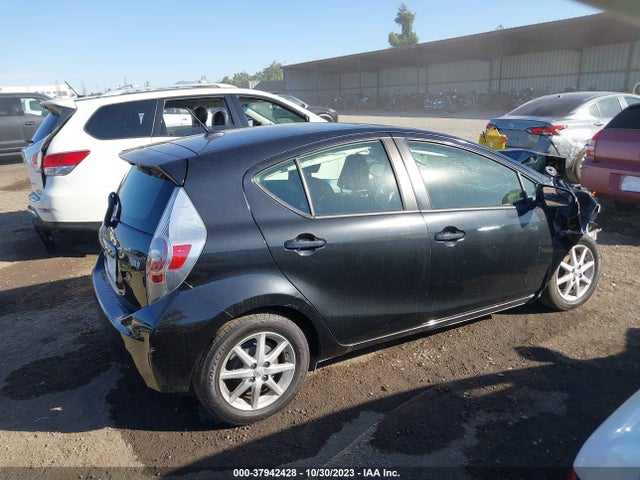 Toyota Prius C One/three/two/four 2014 JTDKDTB37E1060980 Image 14