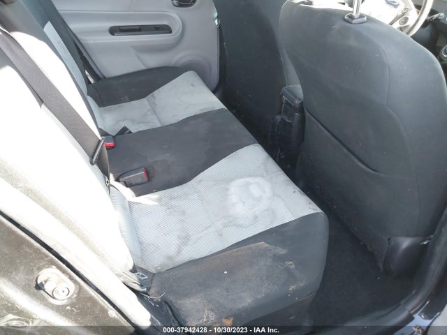 Toyota Prius C One/three/two/four 2014 JTDKDTB37E1060980 Image 8