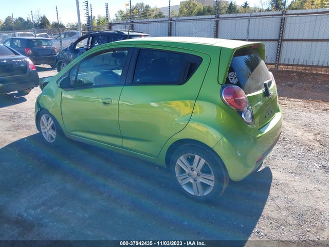 Chevrolet Spark 1lt Cvt 2015 KL8CD6S96FC755301 Image 3