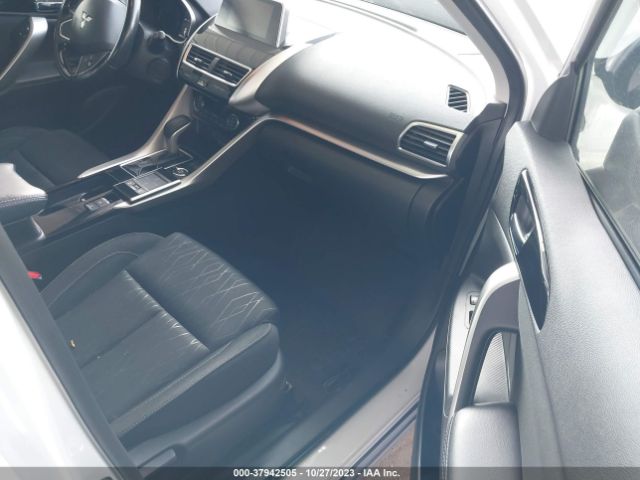 2019 MITSUBISHI ECLIPSE CROSS JA4AT5AA2KZ003698 Photo 4