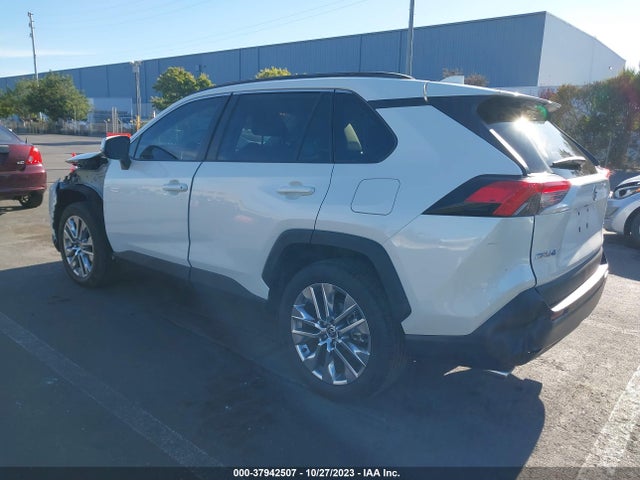 Toyota Rav4 Xle Premium 2021 2T3C1RFV2MW164661 Image 3