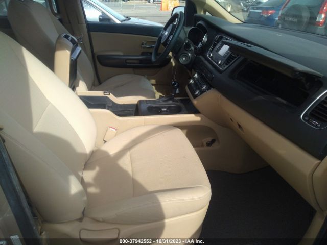 KNDMB5C15G6187210 KIA SEDONA LX