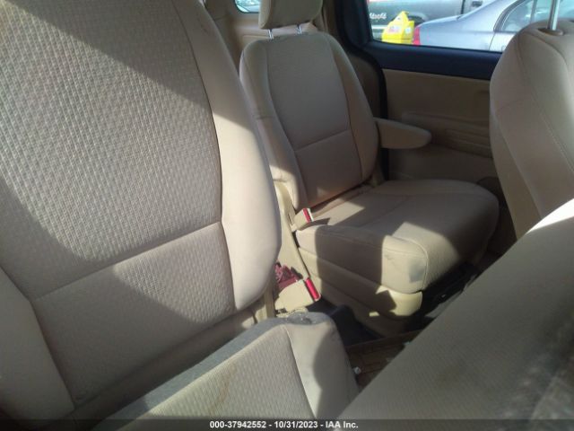 KNDMB5C15G6187210 KIA SEDONA LX
