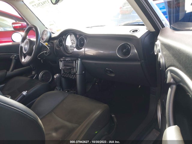 2006 MINI COOPER HARDTOP WMWRC335X6TJ77795 Photo 4